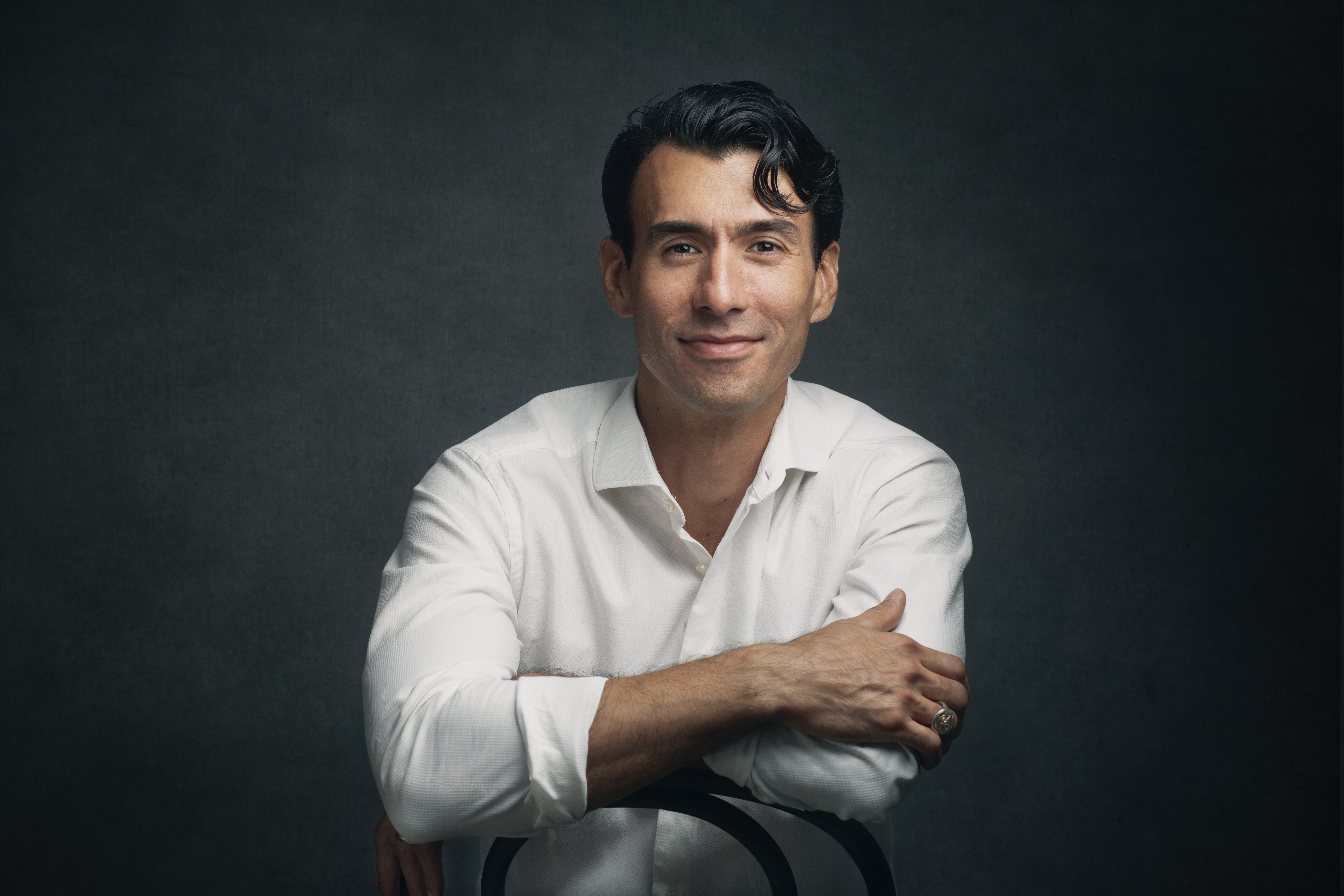 Dr.Bobby Fano-